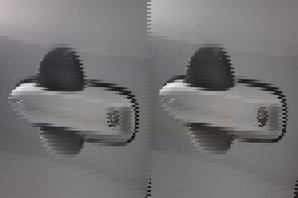 Used 2022 Toyota Corolla Cross XLE image 19