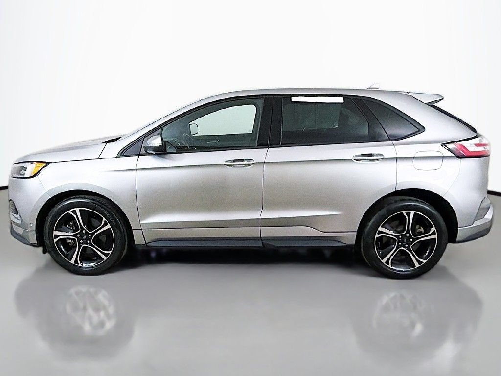 Used 2020 Ford Edge ST w/ Cold Weather Package AWD/4WD image 17