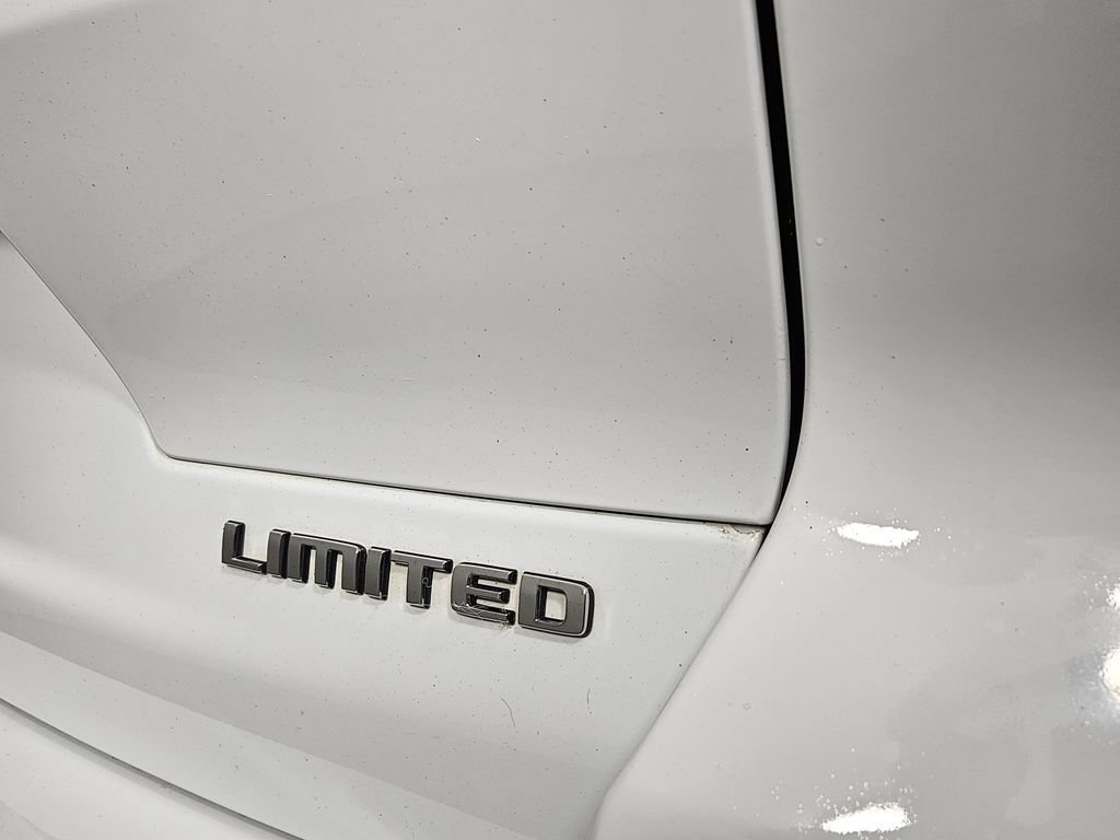 Used 2021 Jeep Grand Cherokee L Limited RWD image 4