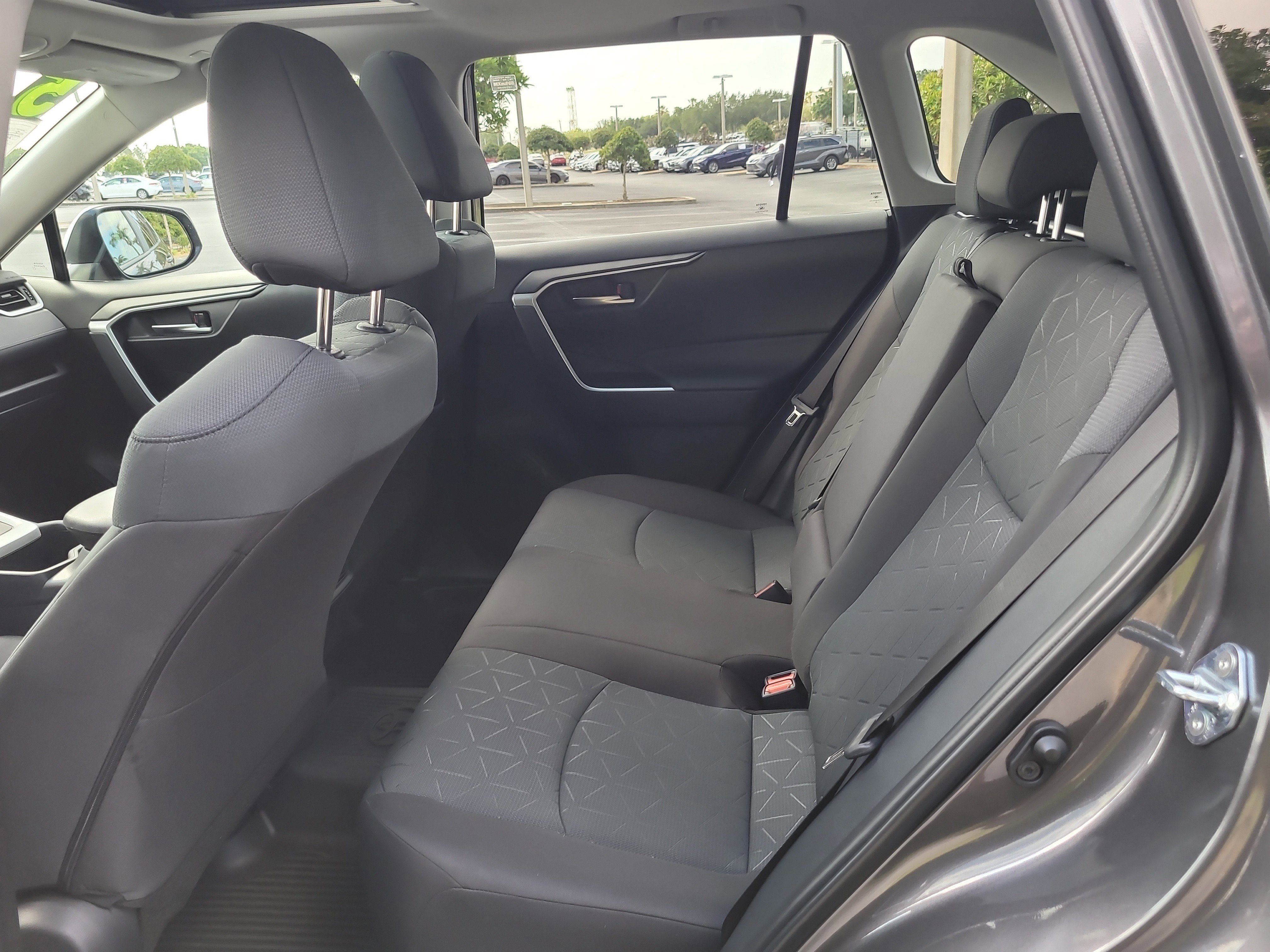 Certified 2025 Toyota RAV4 XLE FWD image 15