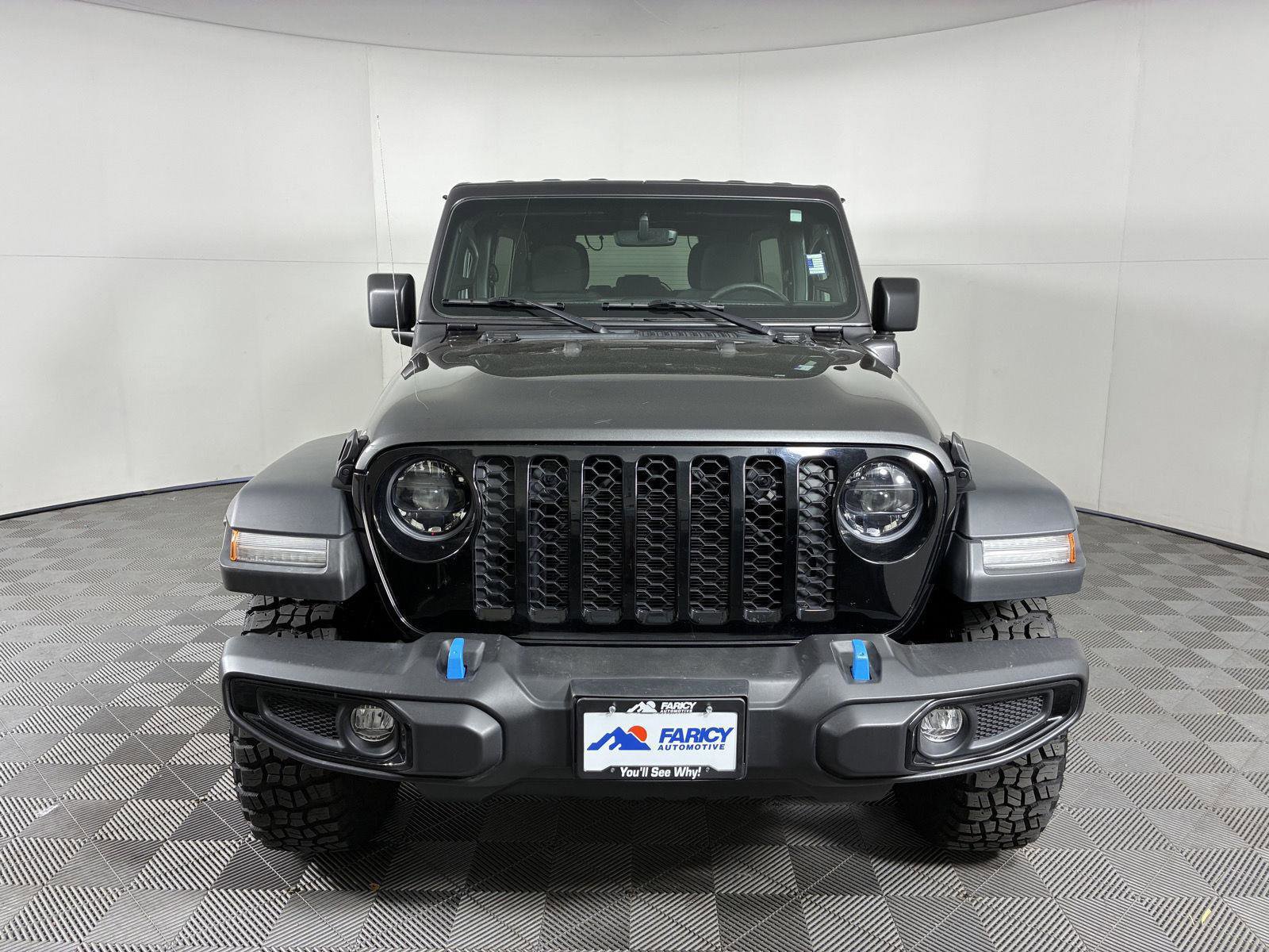 Used 2023 Jeep Wrangler Unlimited w/ Cold Weather Group AWD/4WD image 6