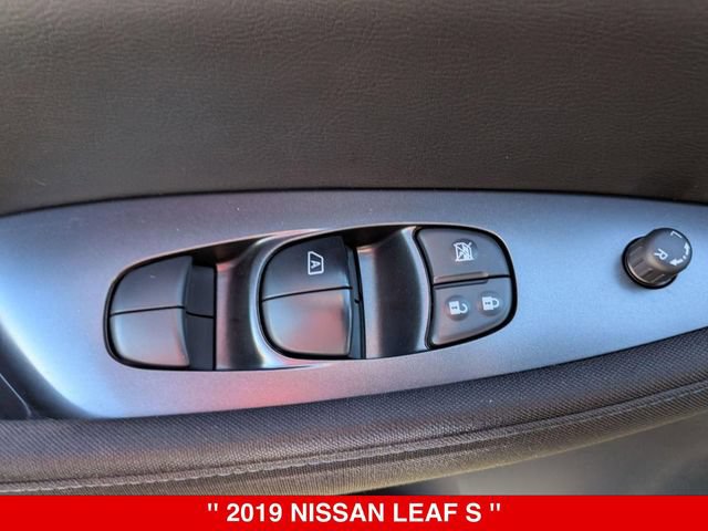 Used 2019 Nissan Leaf S w/ S Charge Package FWD image 12