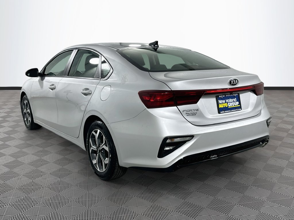 Used 2021 Kia Forte LXS FWD image 8