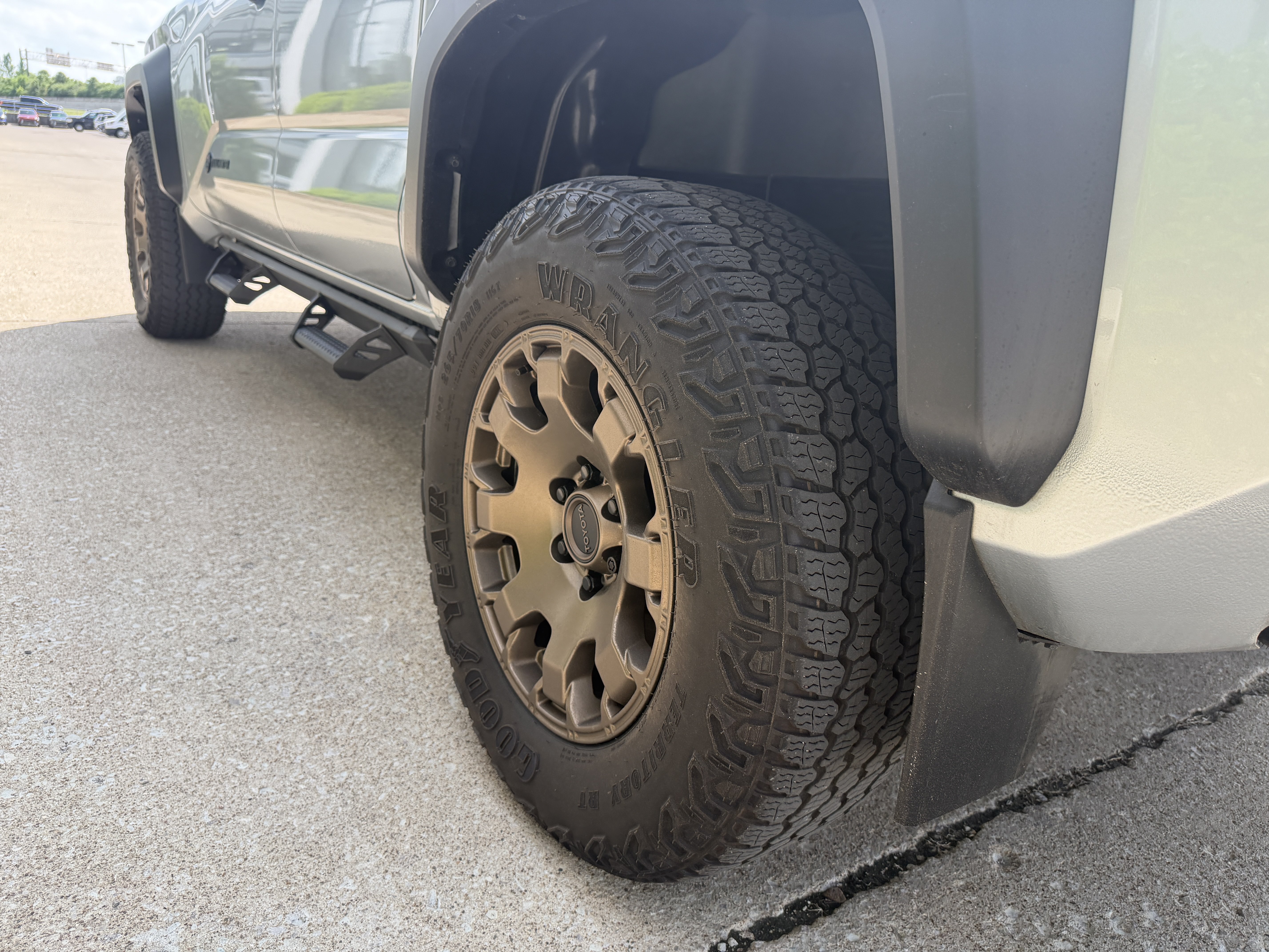 Used 2024 Toyota Tacoma 4x4 Double Cab Hybrid image 15