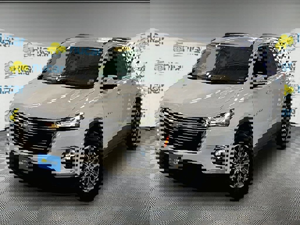 Used 2023 Chevrolet Traverse LT AWD/4WD image 3