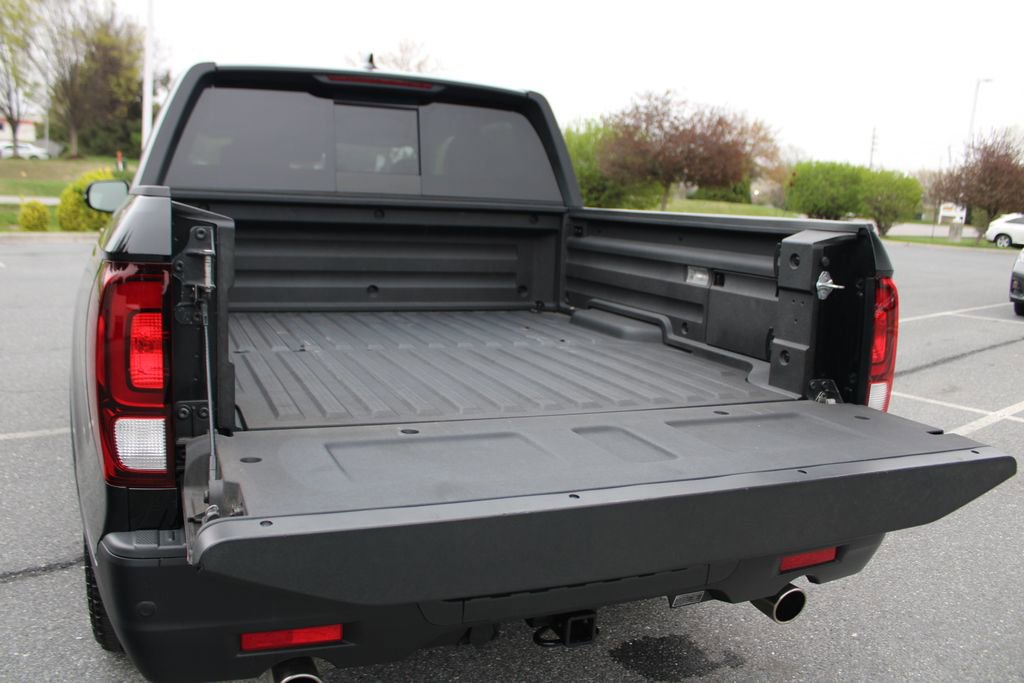 Used 2024 Honda Ridgeline Black Edition image 34