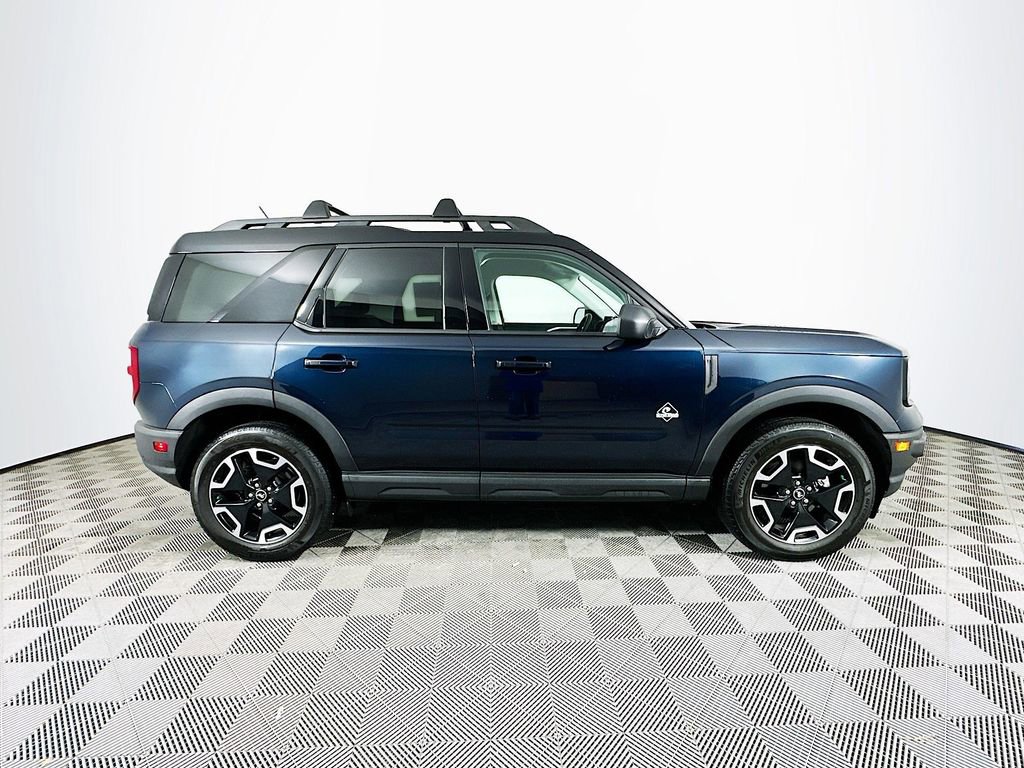 Used 2023 Ford Bronco Sport Outer Banks image 11