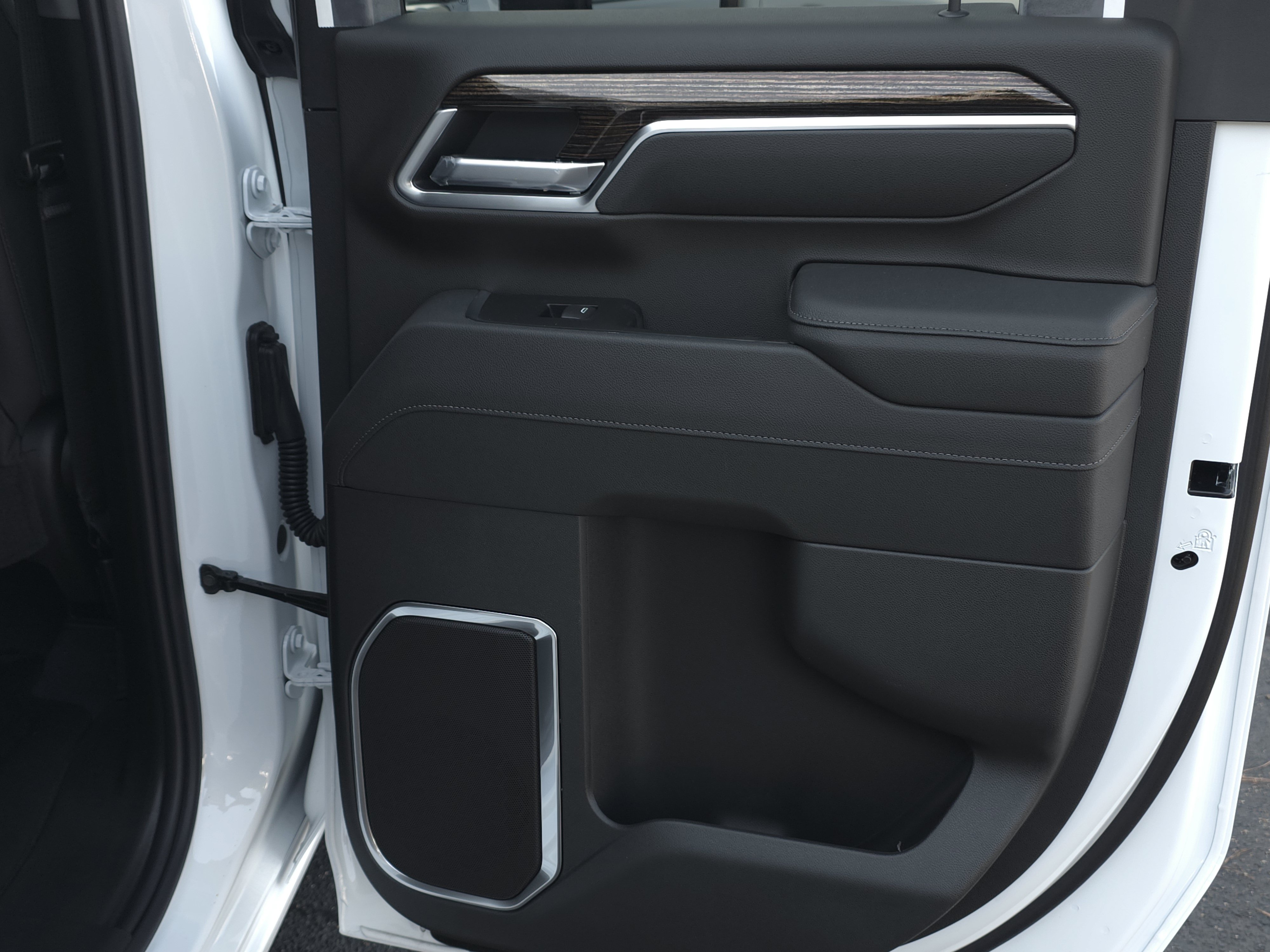 New 2026 GMC Sierra 2500 SLE AWD/4WD image 36