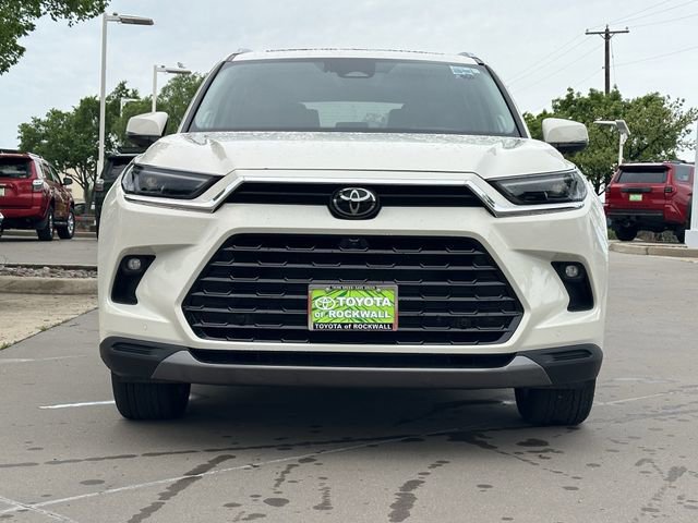 Used 2024 Toyota Grand Highlander Limited image 7