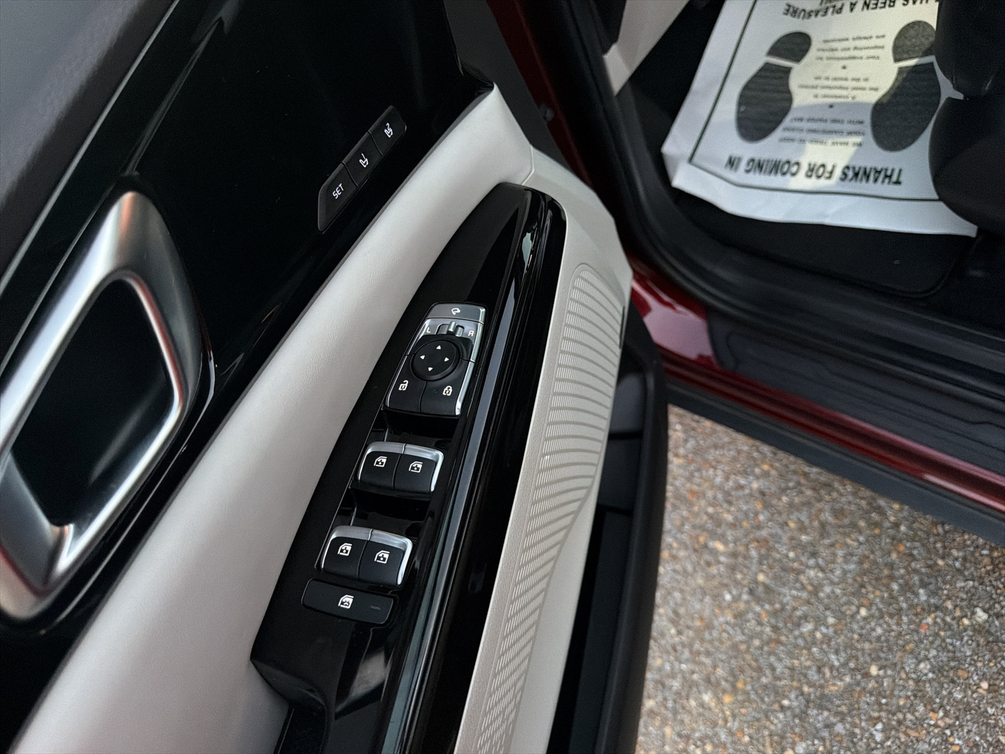 Used 2022 Kia Carnival SX Prestige FWD image 19
