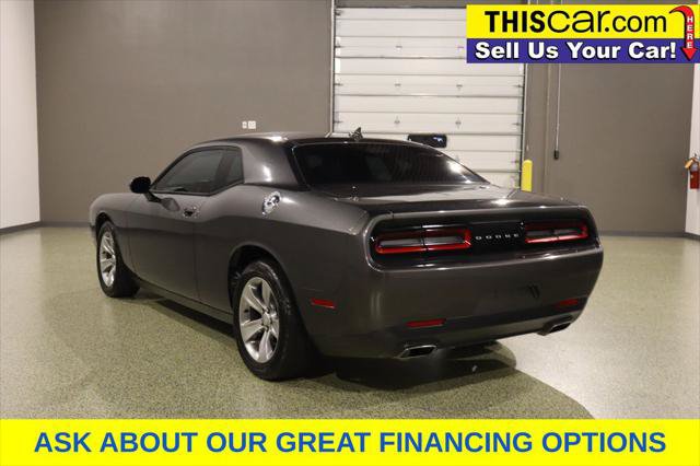 Used 2016 Dodge Challenger SXT w/ Sound Group RWD image 6
