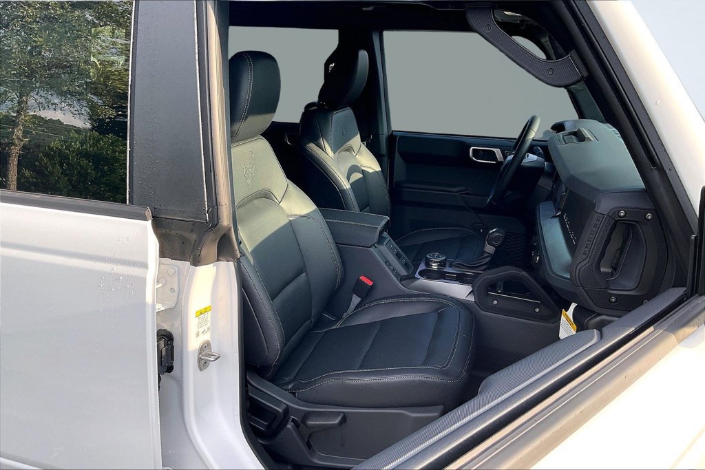 New 2026 Ford Bronco Big Bend w/ Black Diamond Package AWD/4WD image 11