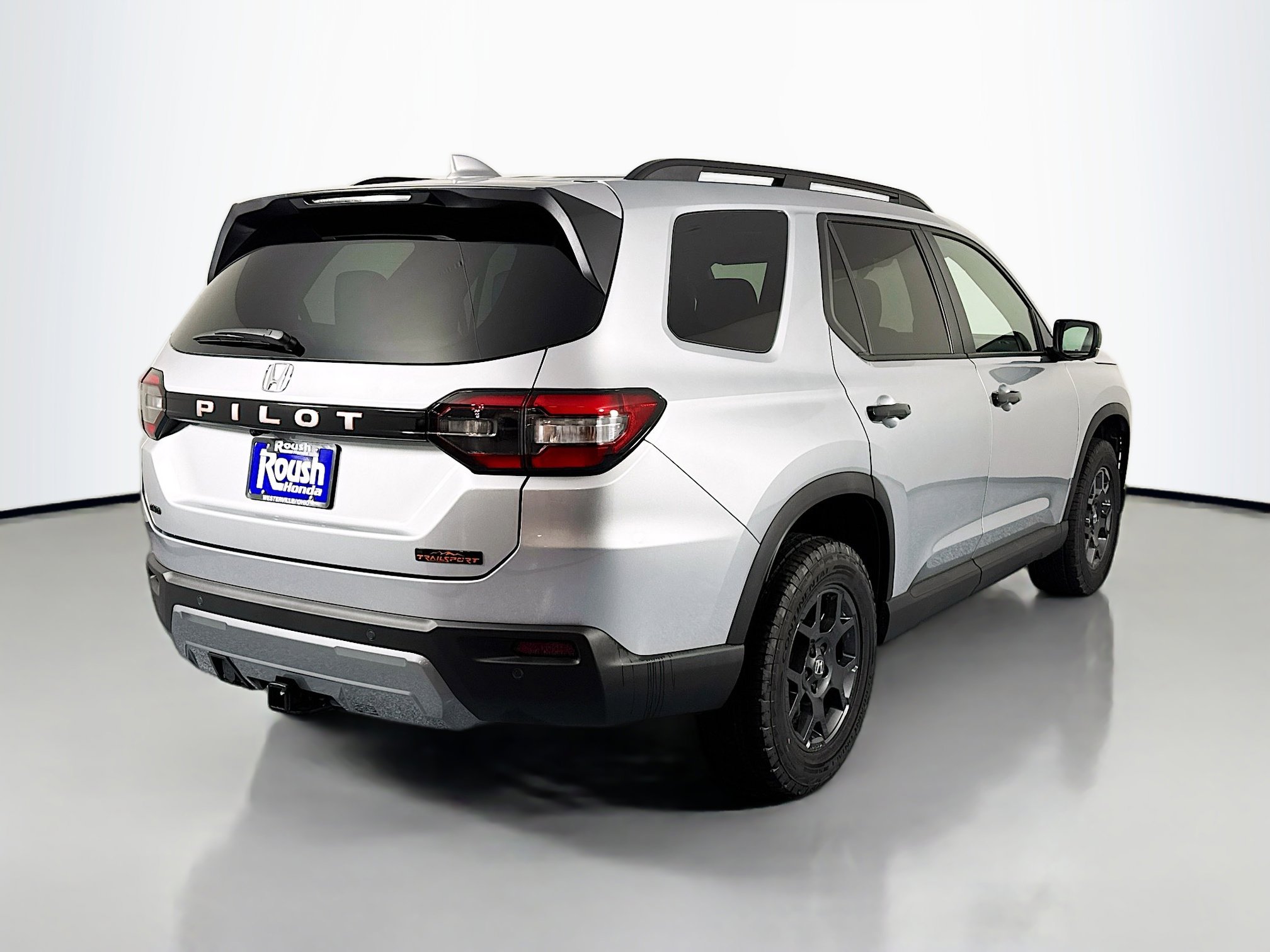 New 2026 Honda Pilot TrailSport image 5