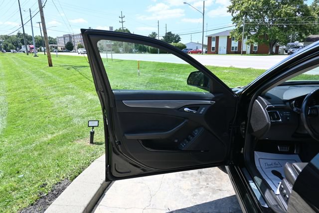 Used 2014 Cadillac CTS V RWD image 25