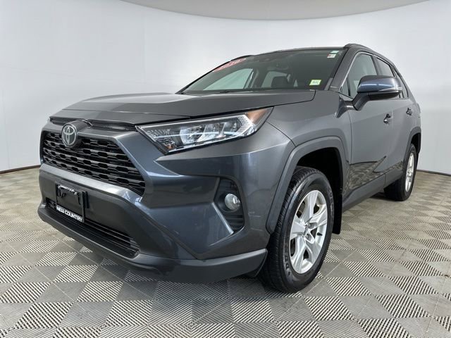 Used 2020 Toyota RAV4 XLE w/ All Weather Liner Package image 3