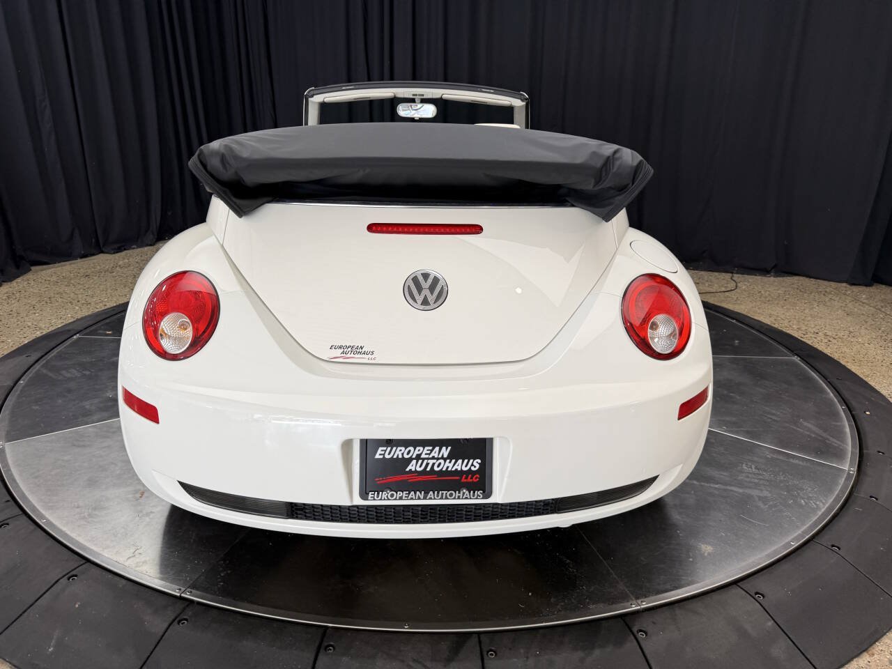 Used 2007 Volkswagen Beetle Triple White Edition FWD image 7
