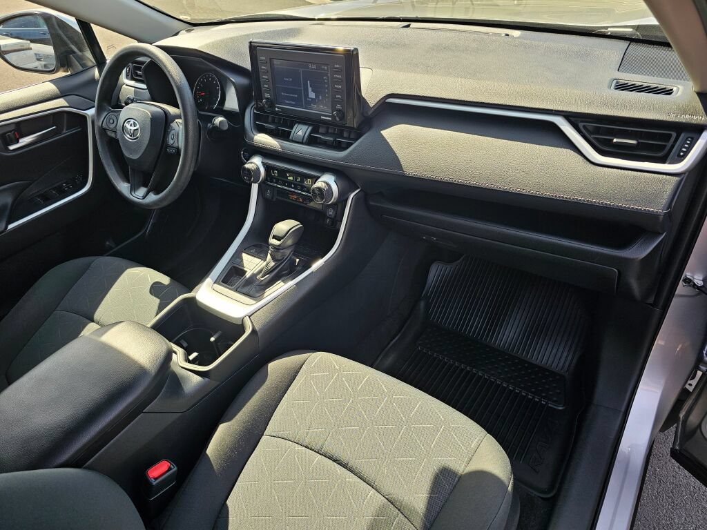 Used 2022 Toyota RAV4 XLE w/ Convenience Package AWD/4WD image 15