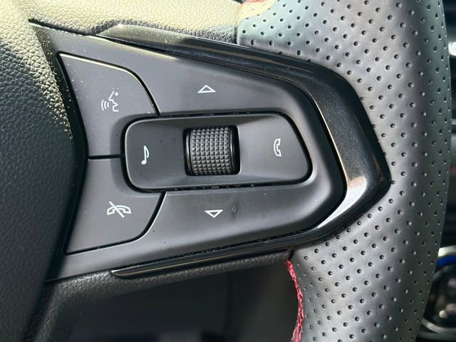 Used 2025 Chevrolet TrailBlazer RS w/ Convenience Package AWD/4WD image 17