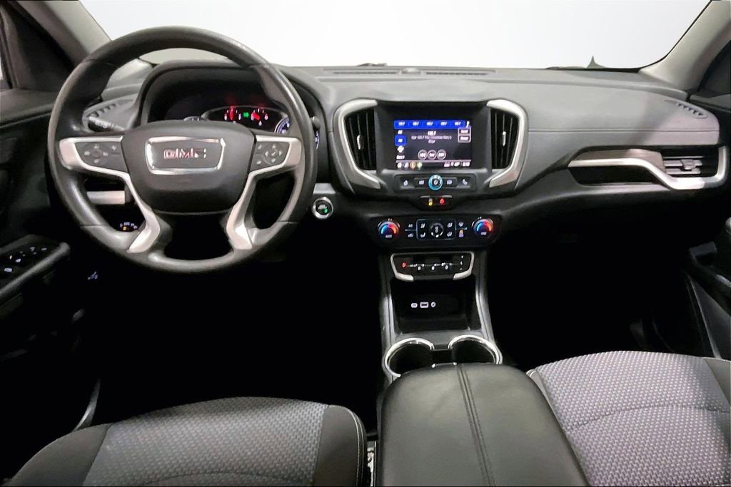 Used 2023 GMC Terrain SLE w/ Driver Convenience Package image 7