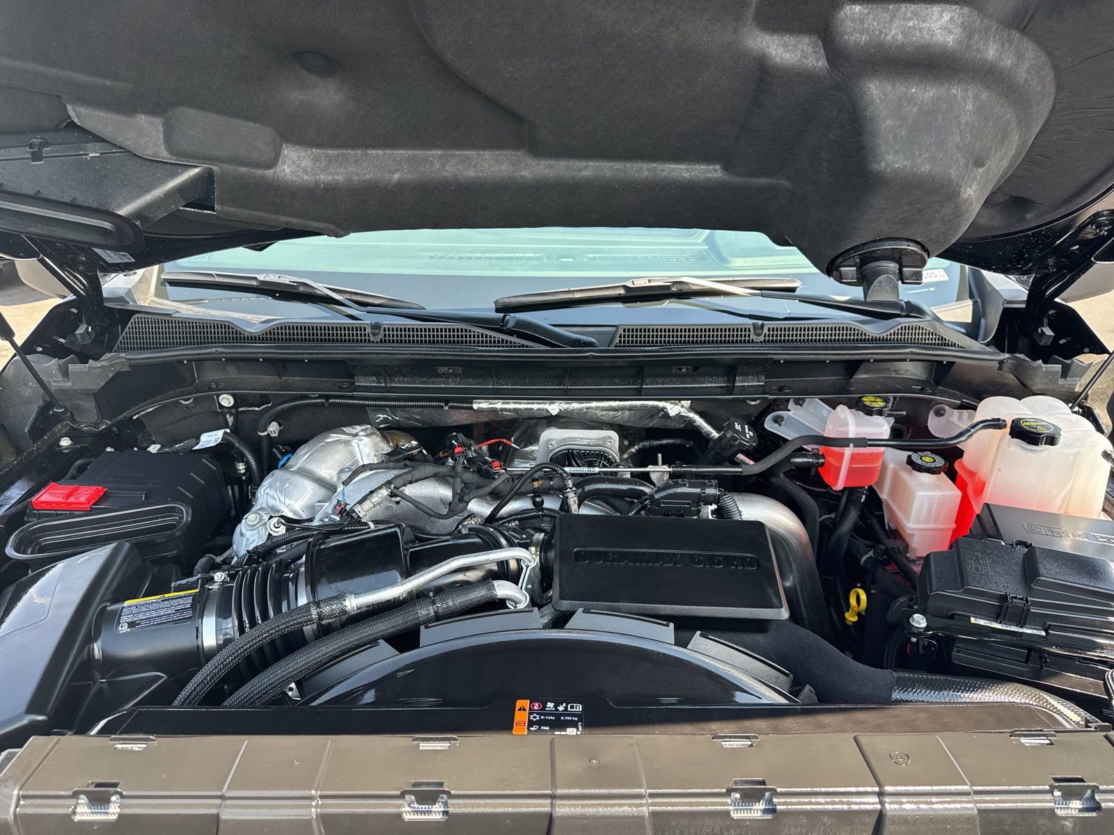 New 2025 GMC Sierra 3500 SLT w/ SLT Convenience Package image 8