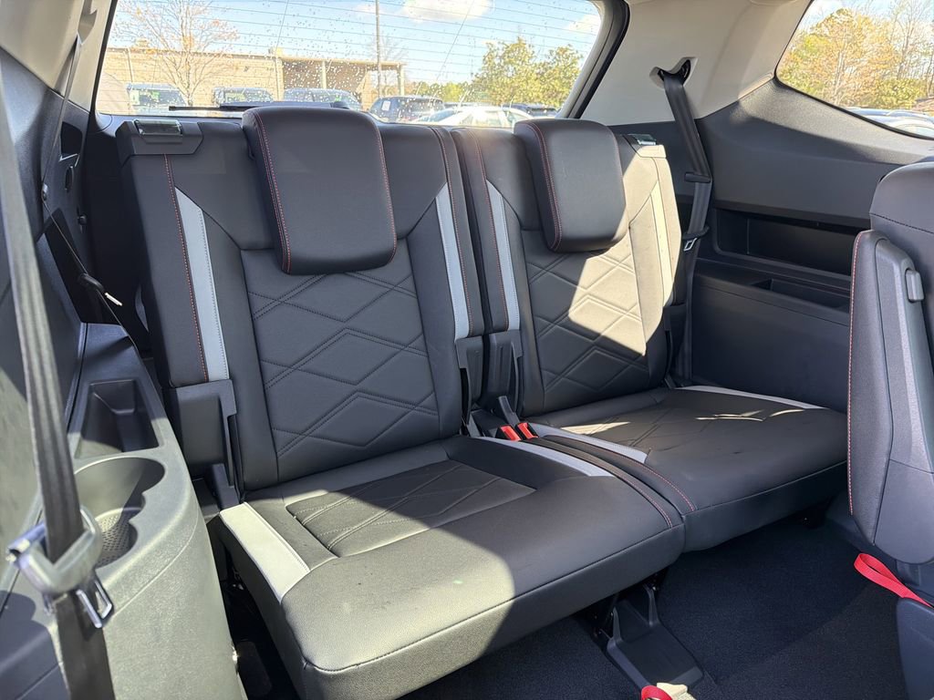 New 2026 Volkswagen Atlas Peak Edition image 18