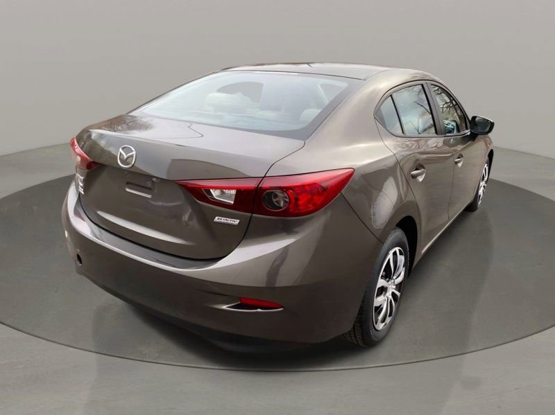 Used 2014 MAZDA MAZDA3 i SV image 13