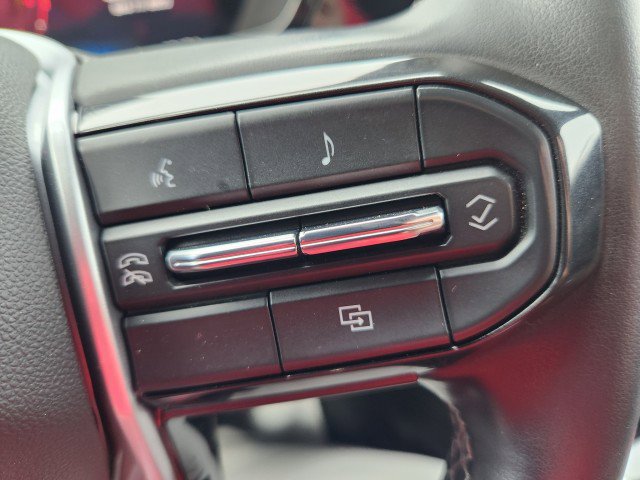 Used 2024 Chevrolet Colorado LT w/ LT Convenience Package II image 36