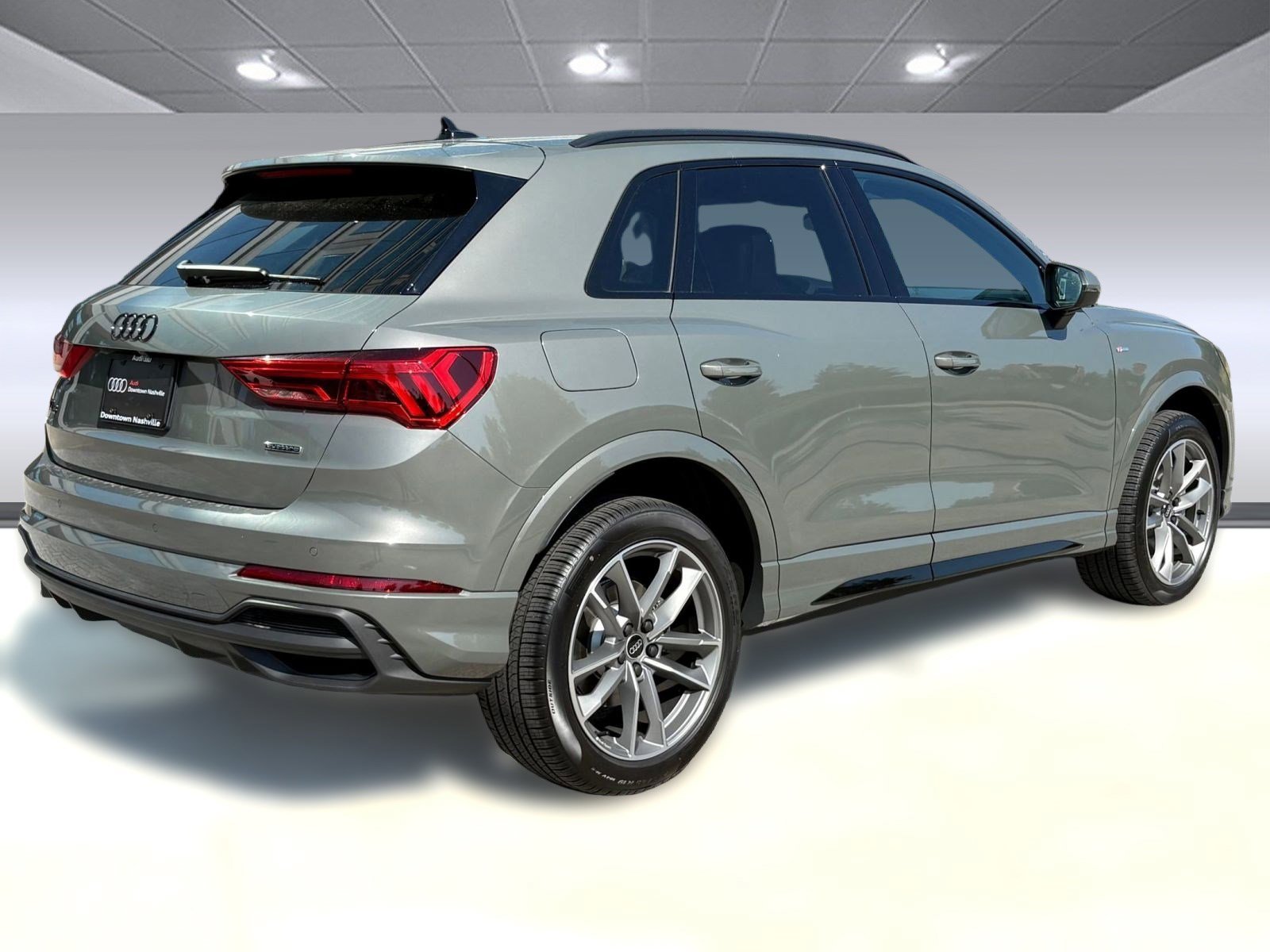 New 2025 Audi Q3 2.0T Premium image 9
