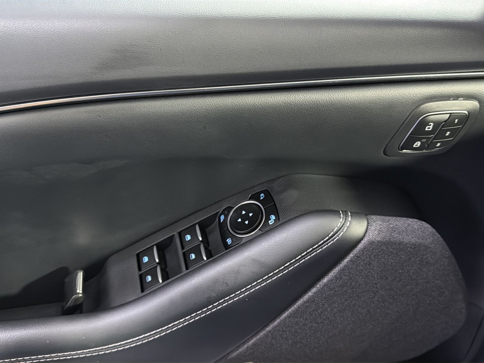 Used 2023 Ford Mustang Mach-E Premium AWD/4WD image 37