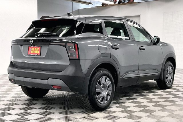 New 2027 Nissan Kicks S FWD image 17