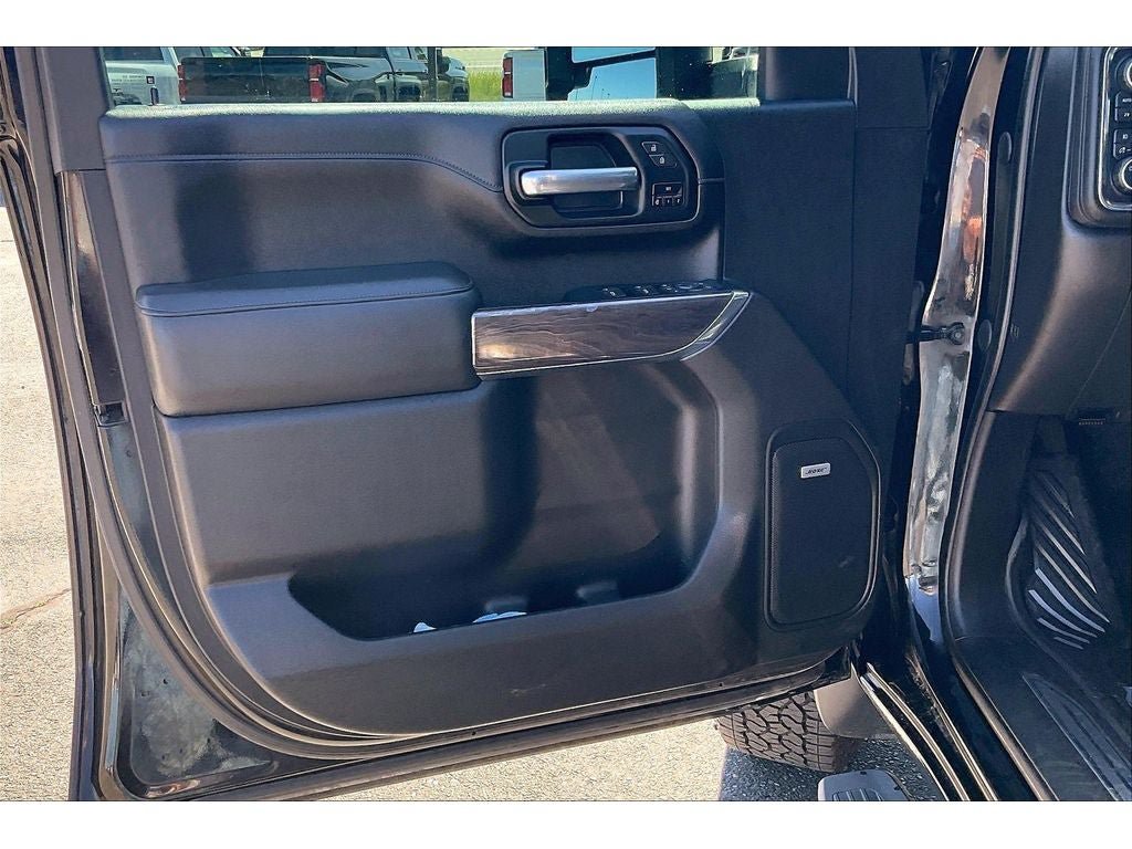 Used 2020 Chevrolet Silverado 3500 LTZ w/ LTZ Premium Package AWD/4WD image 24