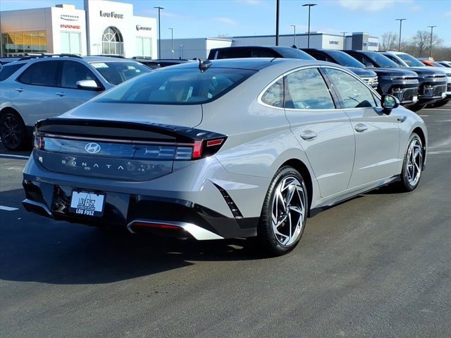 Used 2024 Hyundai Sonata SEL w/ Convenience Package image 27