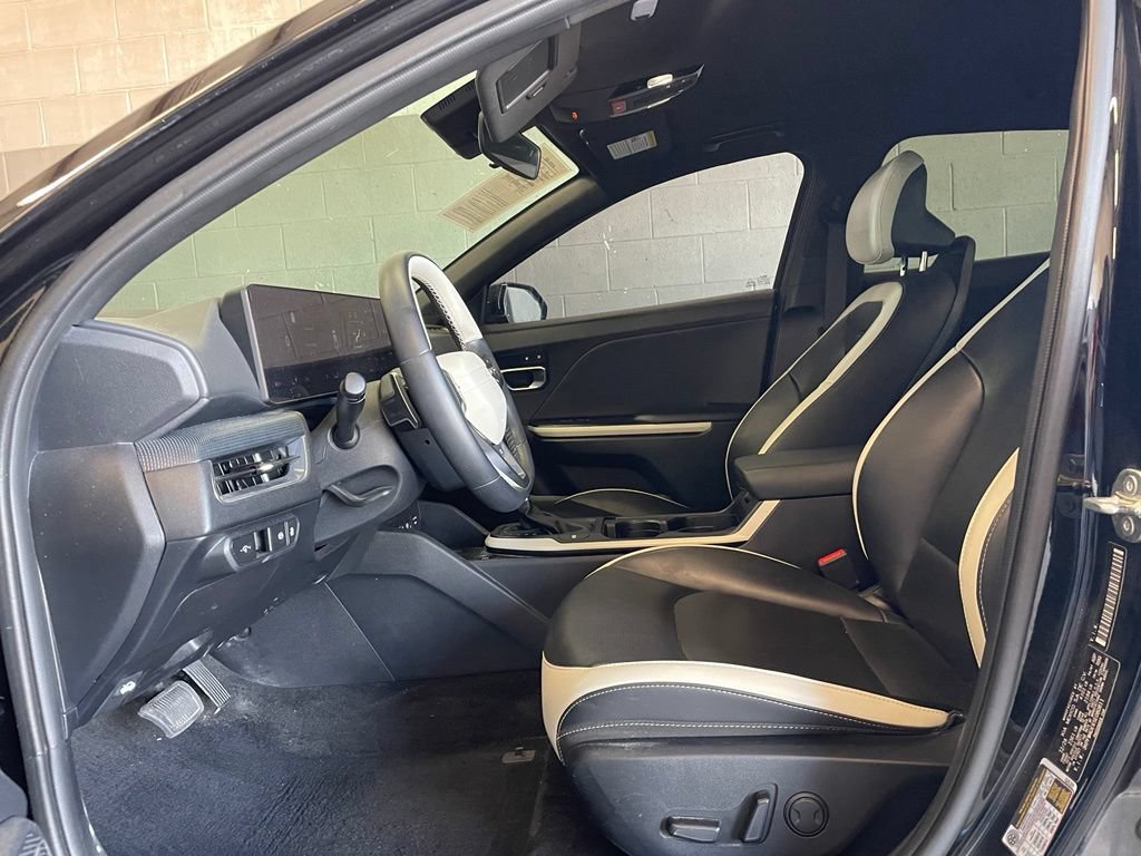 Used 2025 Kia K4 GT-Line w/ GT-Line Premium Package FWD image 10