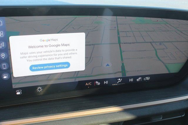 New 2025 Buick Envision Sport Touring image 3