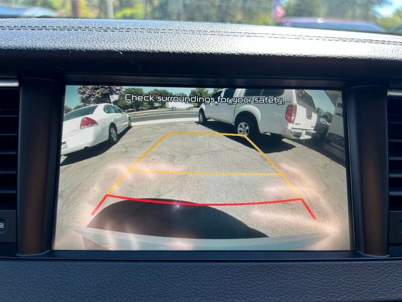 Used 2017 Kia Cadenza Premium w/ Luxury Package image 18