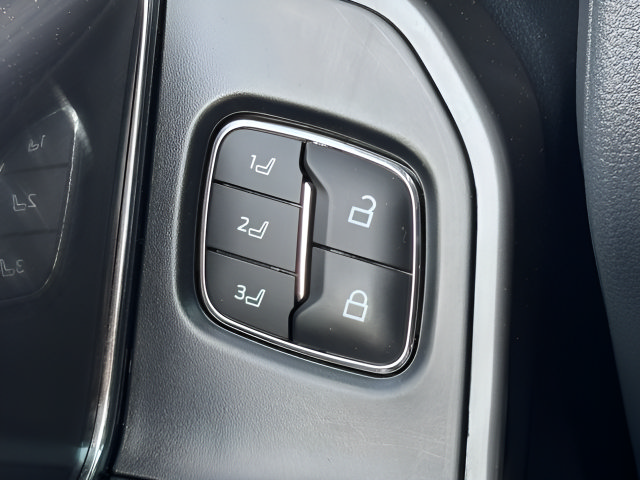Used 2024 Ford F150 Lariat AWD/4WD image 24