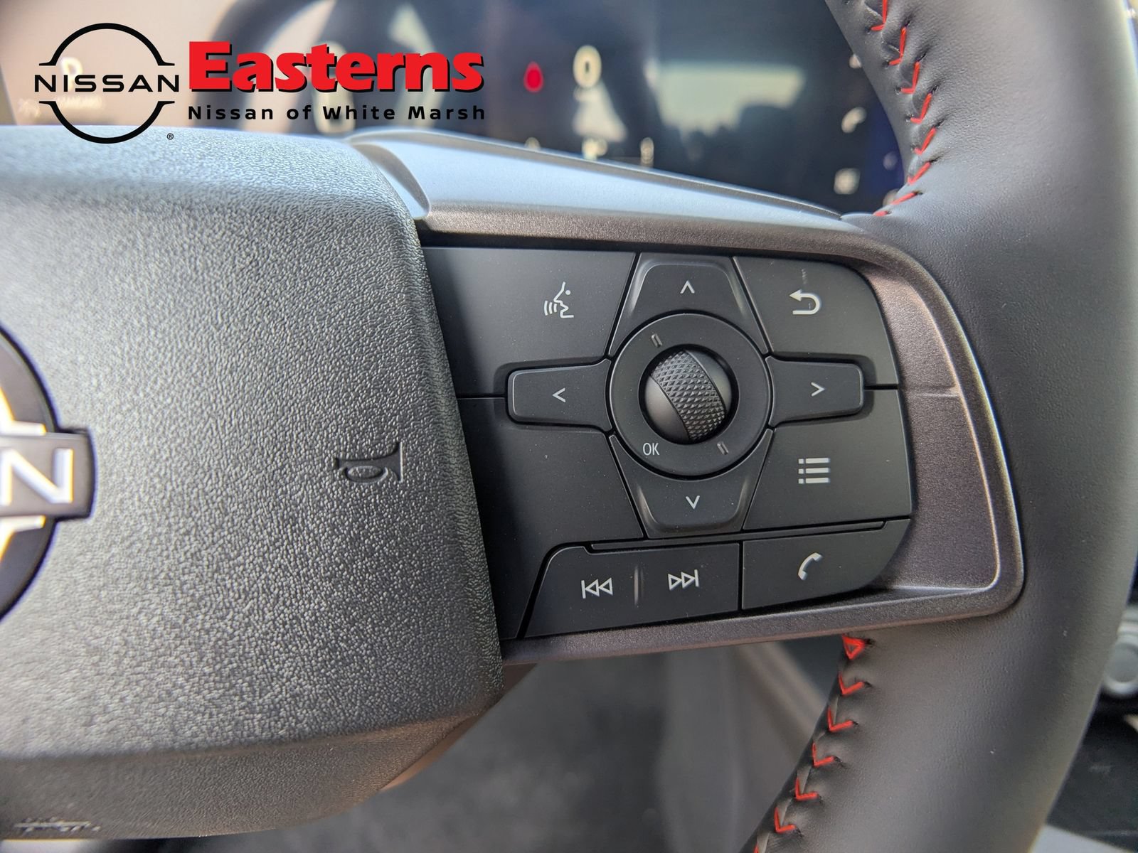 New 2026 Nissan Sentra SR w/ SR Premium Package FWD image 17
