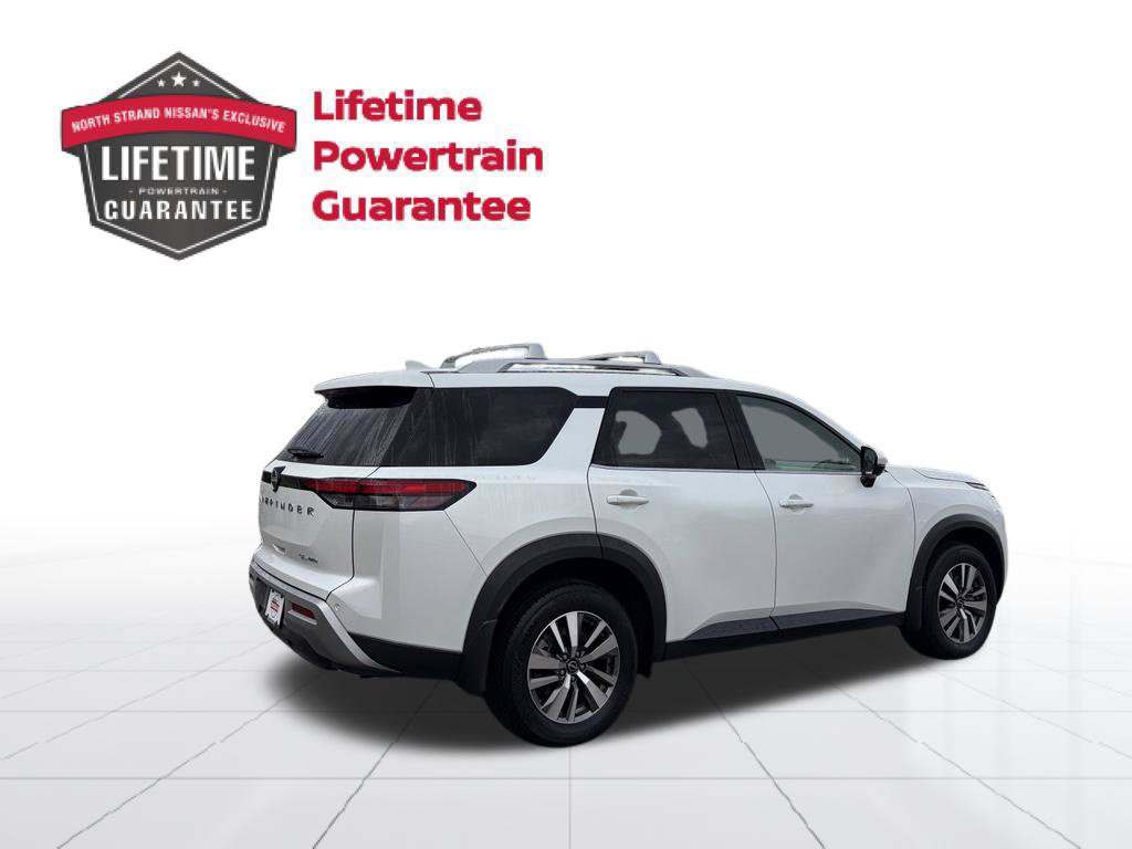 Certified 2025 Nissan Pathfinder SL AWD/4WD image 6