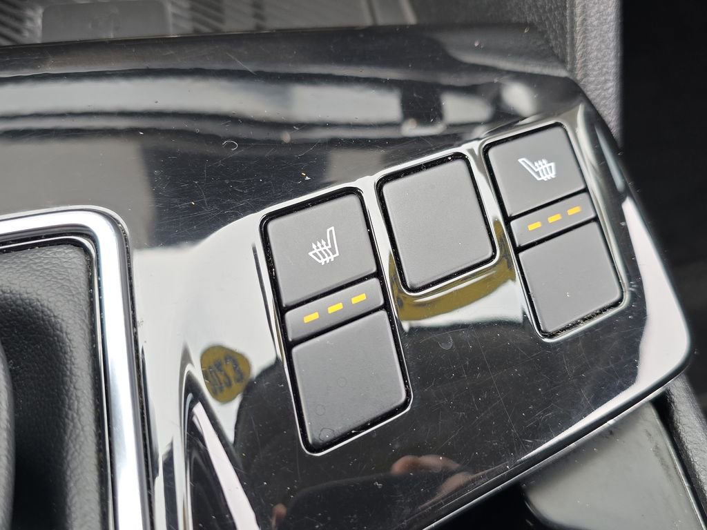 Used 2023 Kia Sportage EX image 17