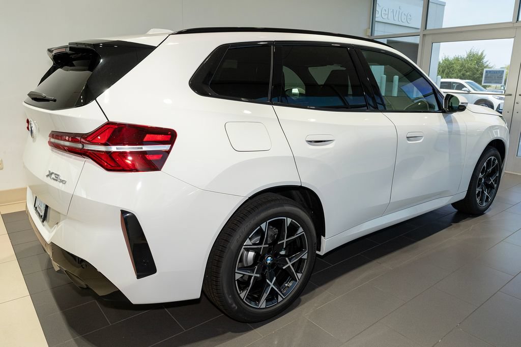 New 2026 BMW X3 xDrive30i w/ Premium Package AWD/4WD image 14