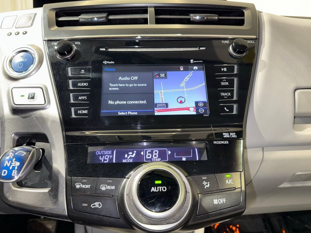 Used 2015 Toyota Prius V Three image 25