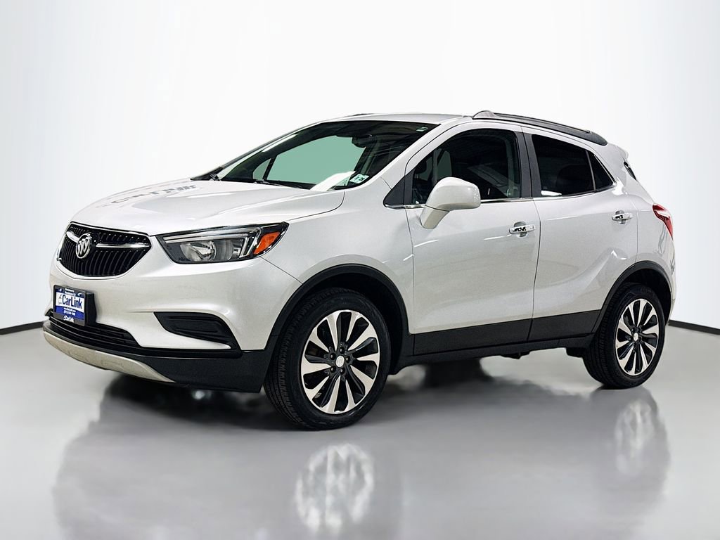 Used 2022 Buick Encore Preferred w/ Safety Package image 3