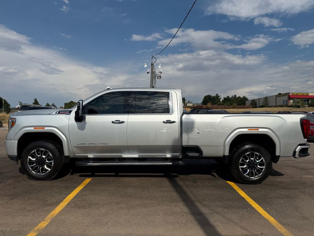 Used 2023 GMC Sierra 3500 Denali w/ Denali Ultimate Package image 6