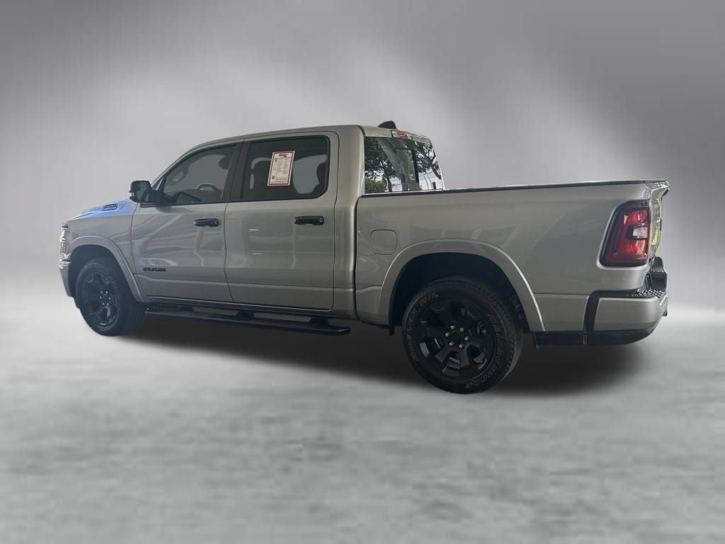 Used 2025 RAM 1500 Big Horn AWD/4WD image 4