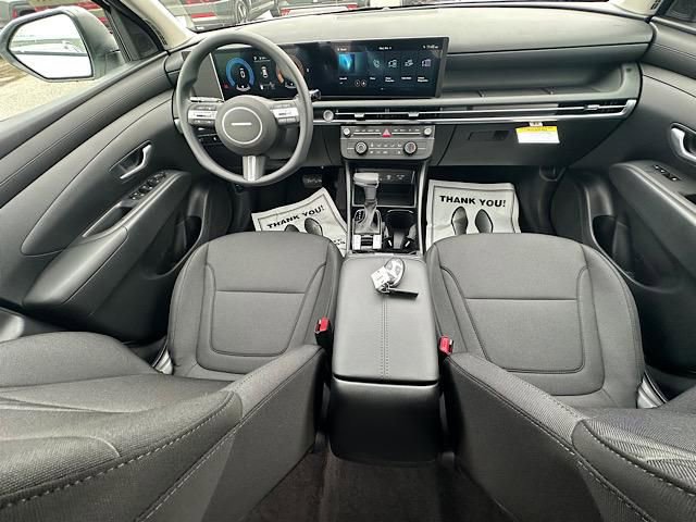 New 2026 Hyundai Tucson SE image 11