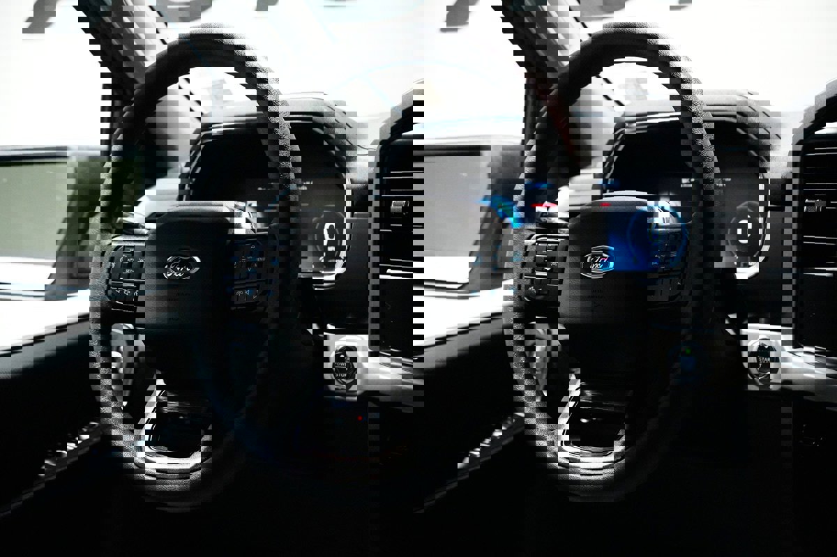 Used 2022 Ford F150 Lightning Pro image 48