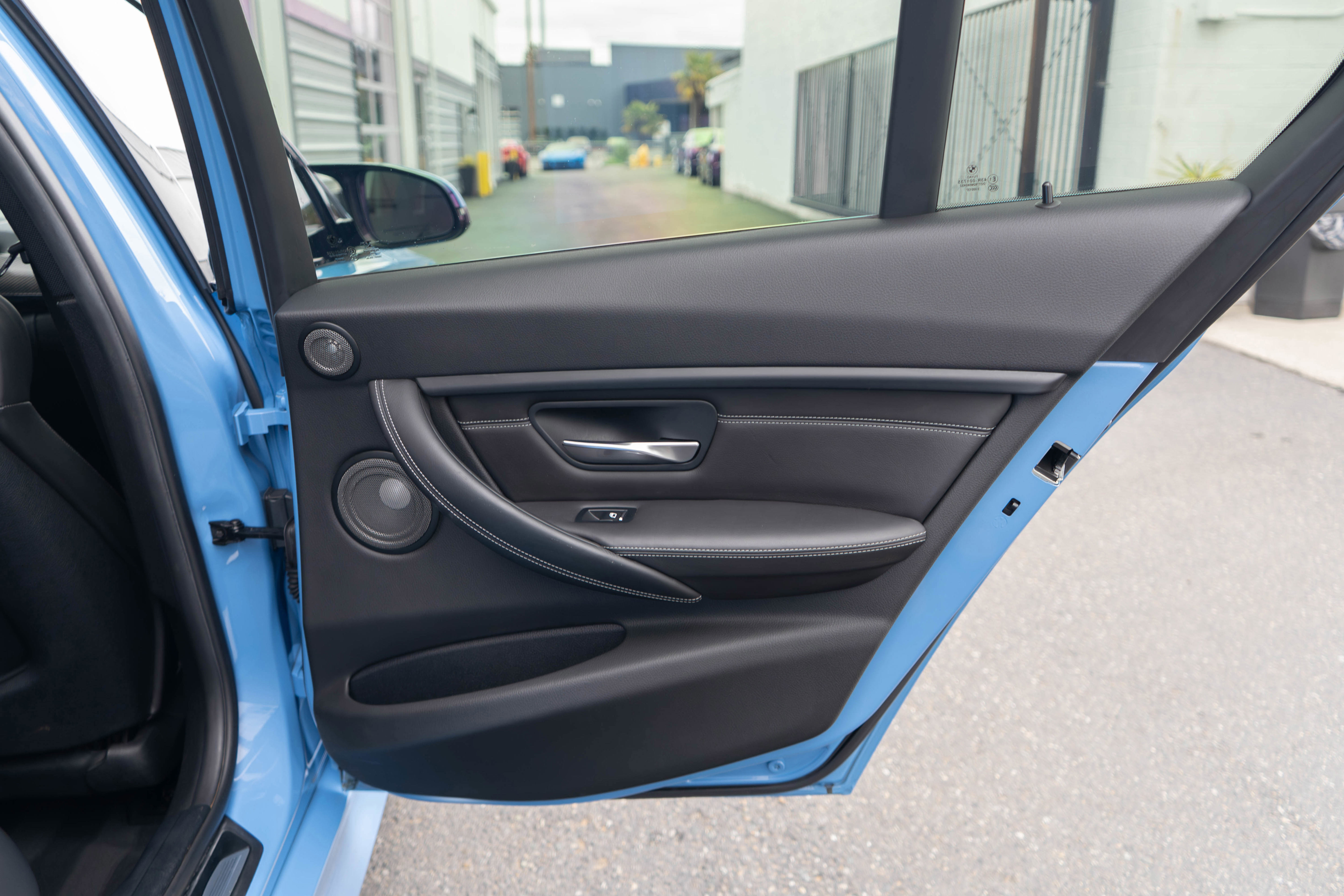 Used 2017 BMW M3 RWD image 32