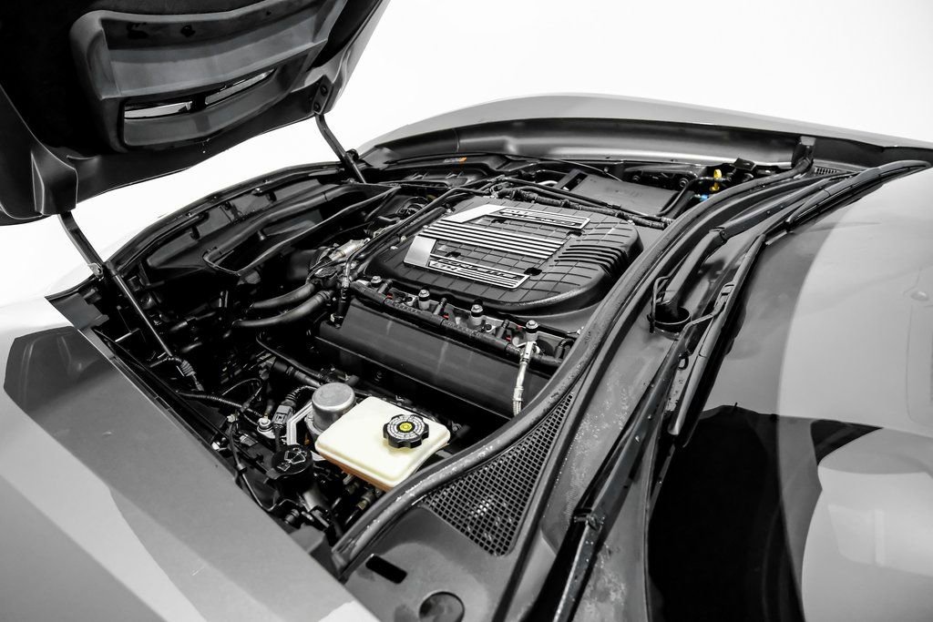 Used 2015 Chevrolet Corvette Z06 w/ 2LZ Preferred Equipment Group image 38