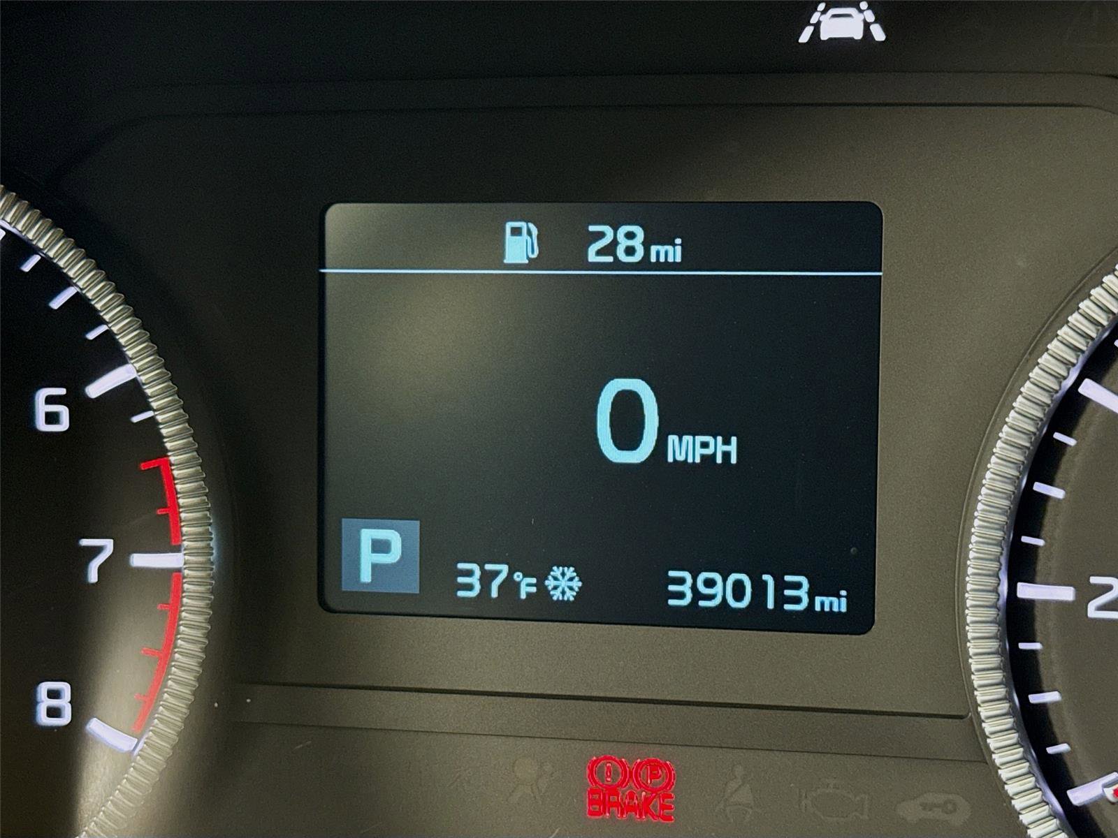 Used 2022 Kia Telluride EX w/ EX Premium Package image 2