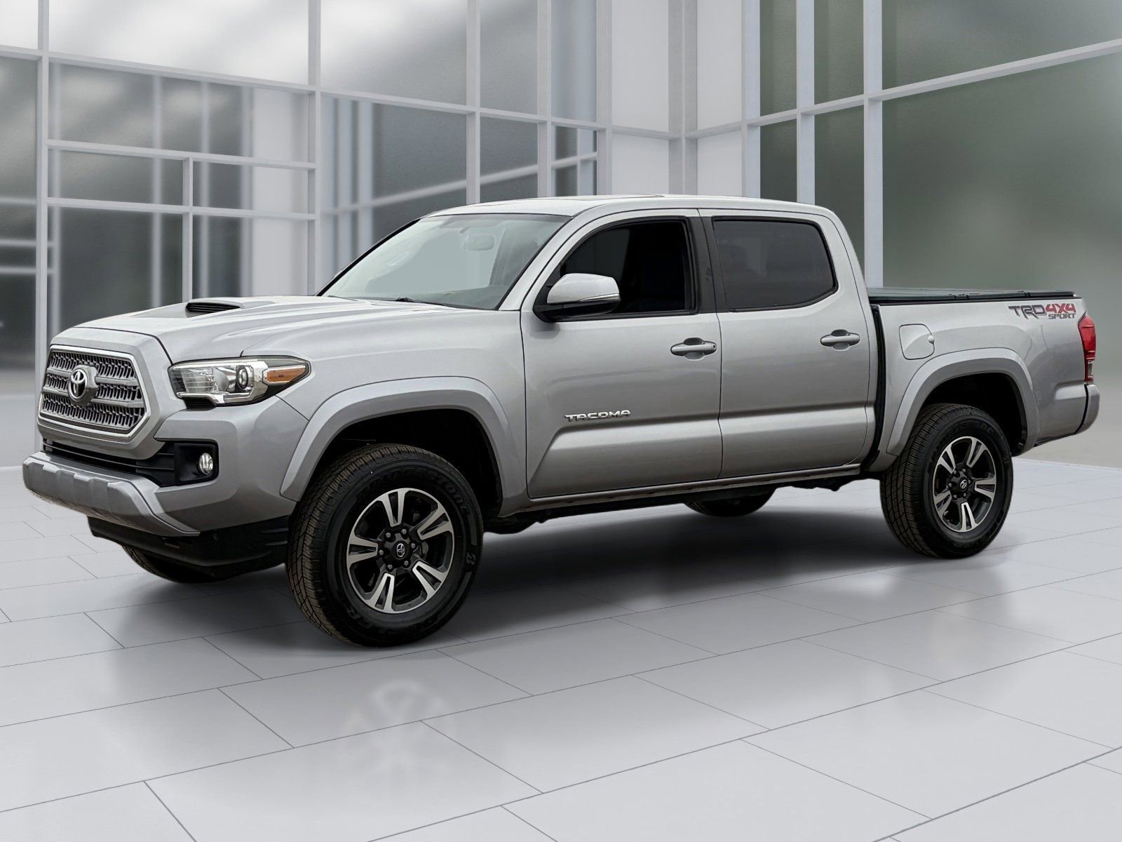 Used 2017 Toyota Tacoma TRD Sport image 2